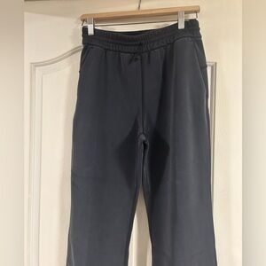 Lululemon Softstreme Cropped Pant